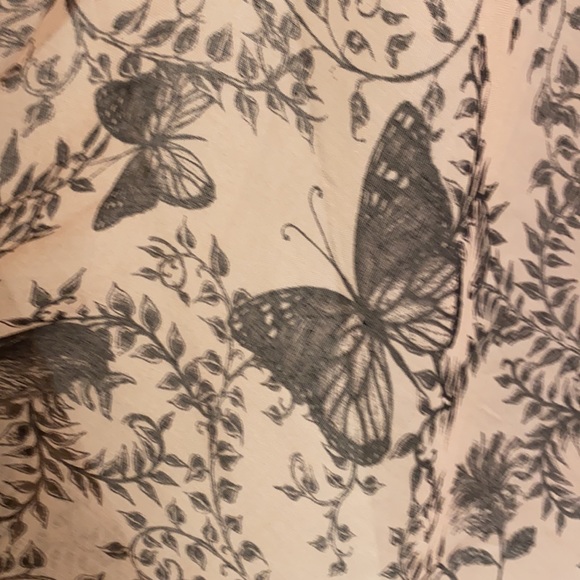 🌟Mix and Match 1for $10,2for$15 H&M animals print scarf - Picture 4 of 7